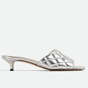 NWT BOTTEGA VENETA Metallic Padded Quilted Slip On Sandals
